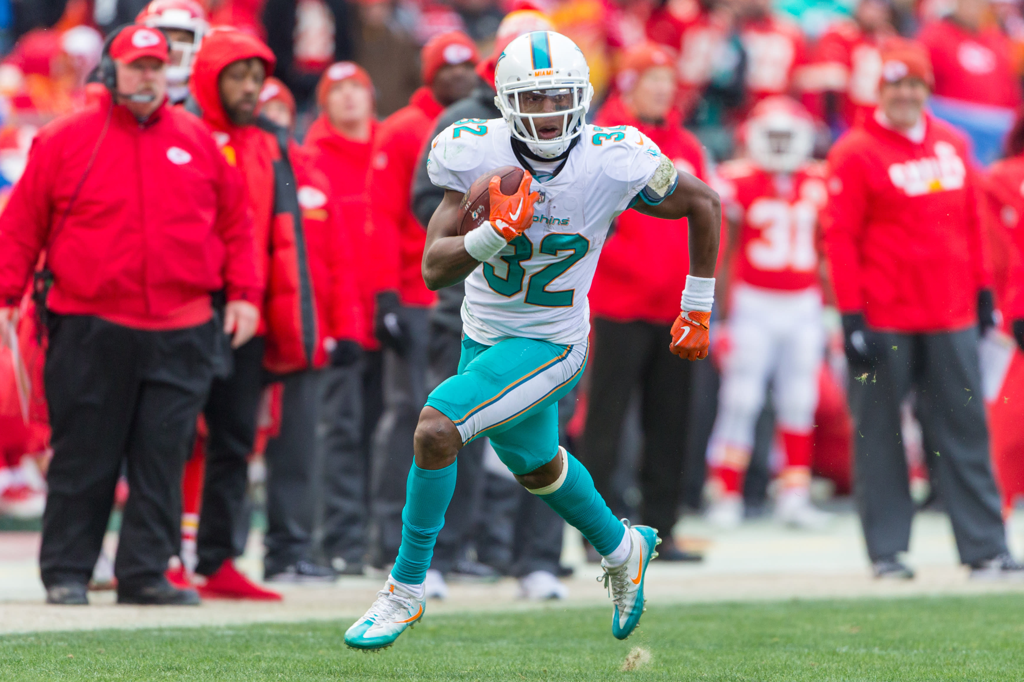 Miami Dolphins reveal new jersey numbers for 2021 additions