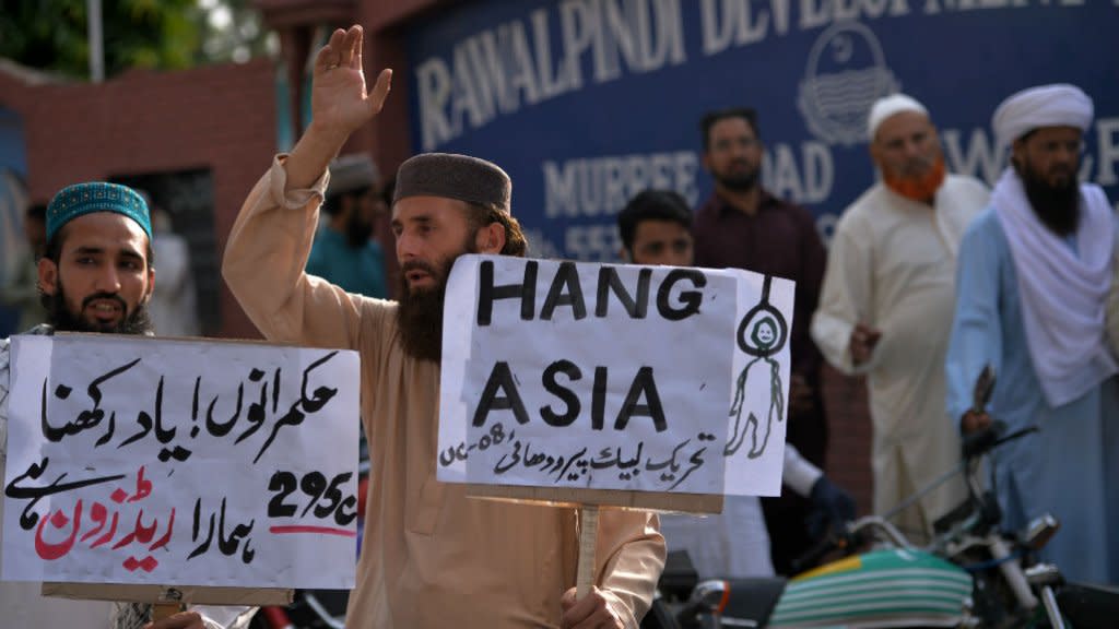 Pakistan Frees Christian Woman On Death Row For Blasphemy