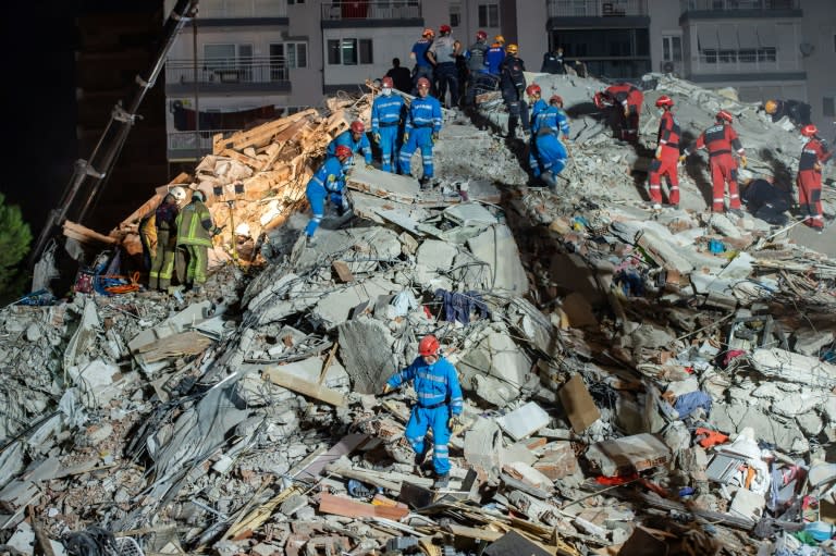 26 dead, buildings collapse as major quake hits Turkey, Greece