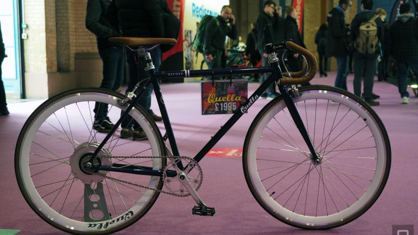 Image of Quella's Varsity retro e-bike on a stand at the London Cycle Show.