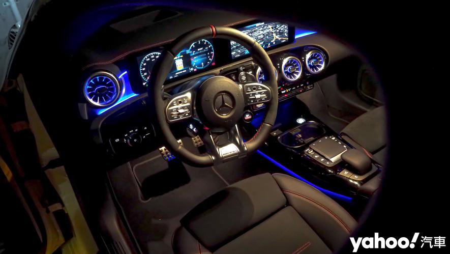 2021 Mercedes-AMG CLA 45 S 4MATIC＋黯夜版試駕！黑上眼眶也該感受的迷離夜 - 7