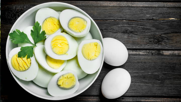 Hard Boil Eggs without Egg Yolk turning Green - My Turn for Us