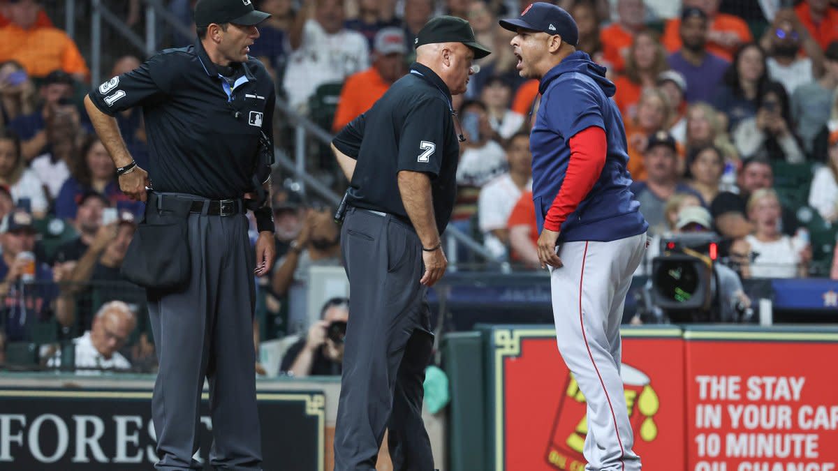 Will Umpires Penalize Mookie Betts In Fenway Park Return?