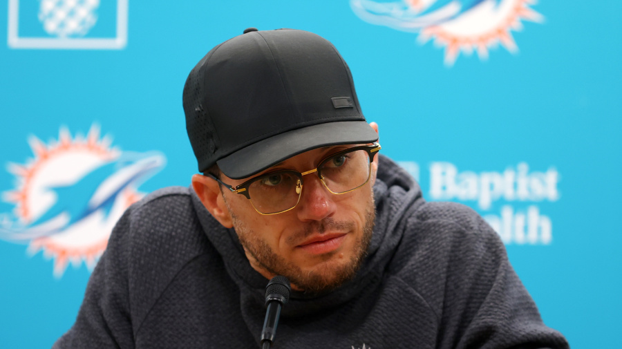 Yahoo Sports - Miami Dolphins coach Mike McDaniel is making the team's 24-year playoff win drought a point of motivation for the upcoming