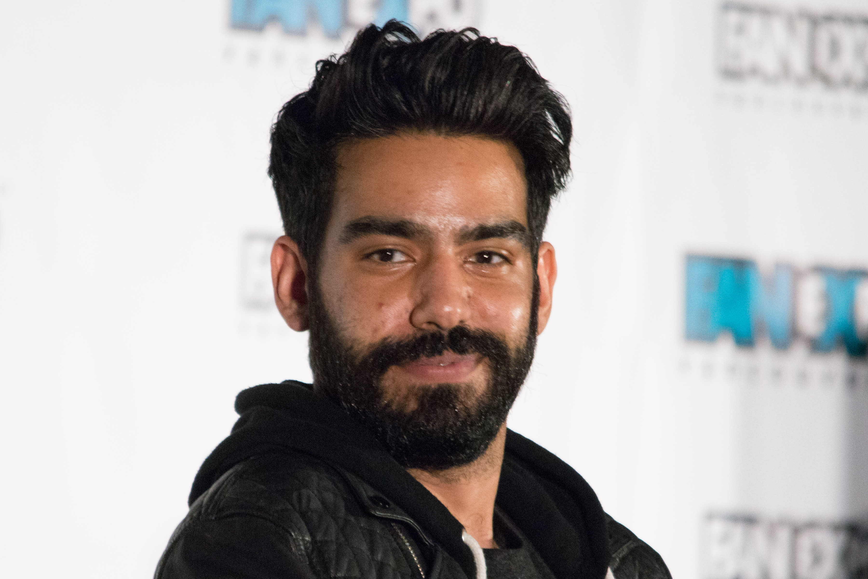 Survivor Star Nude Indian - Izombie Star Rahul Kohli Reveals He S A Sex Abuse Survivor [video] | Free  Hot Nude Porn Pic Gallery