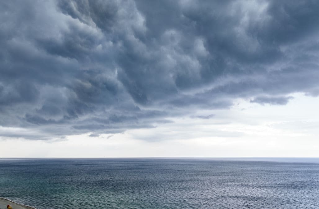 Meteorologists keeping a close eye on massive Atlantic Ocean storm churning off East Coast
