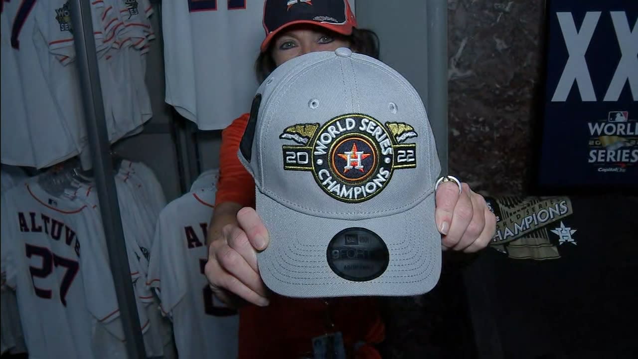 Fans line up for Houston Astros WS Champions gear