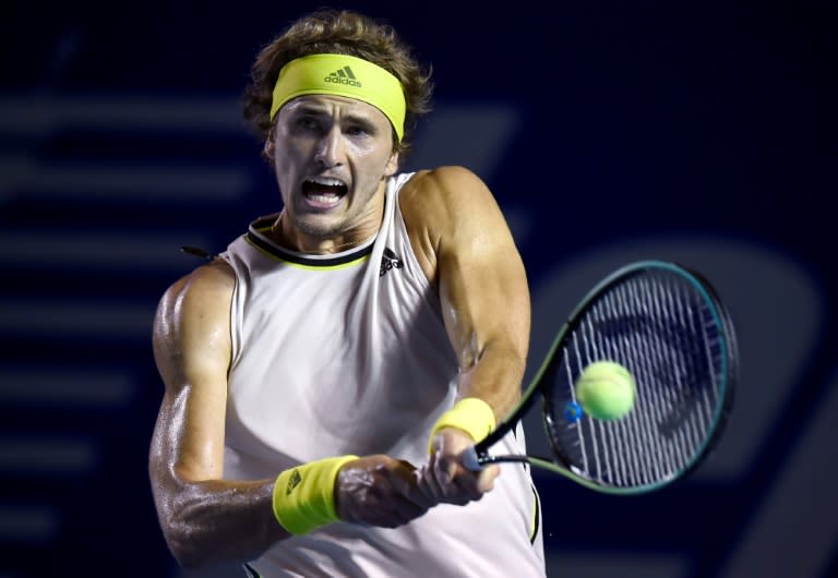 Zverev gewinnt den Acapulco-Titel nach einem langsamen Start gegen Tsitsipas