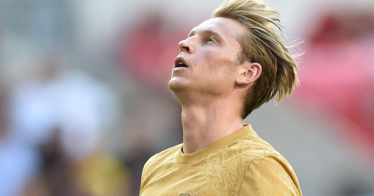 Man Utd 'know they are favourites' as report reveals that De Jong hasn't  said 'no' to any club