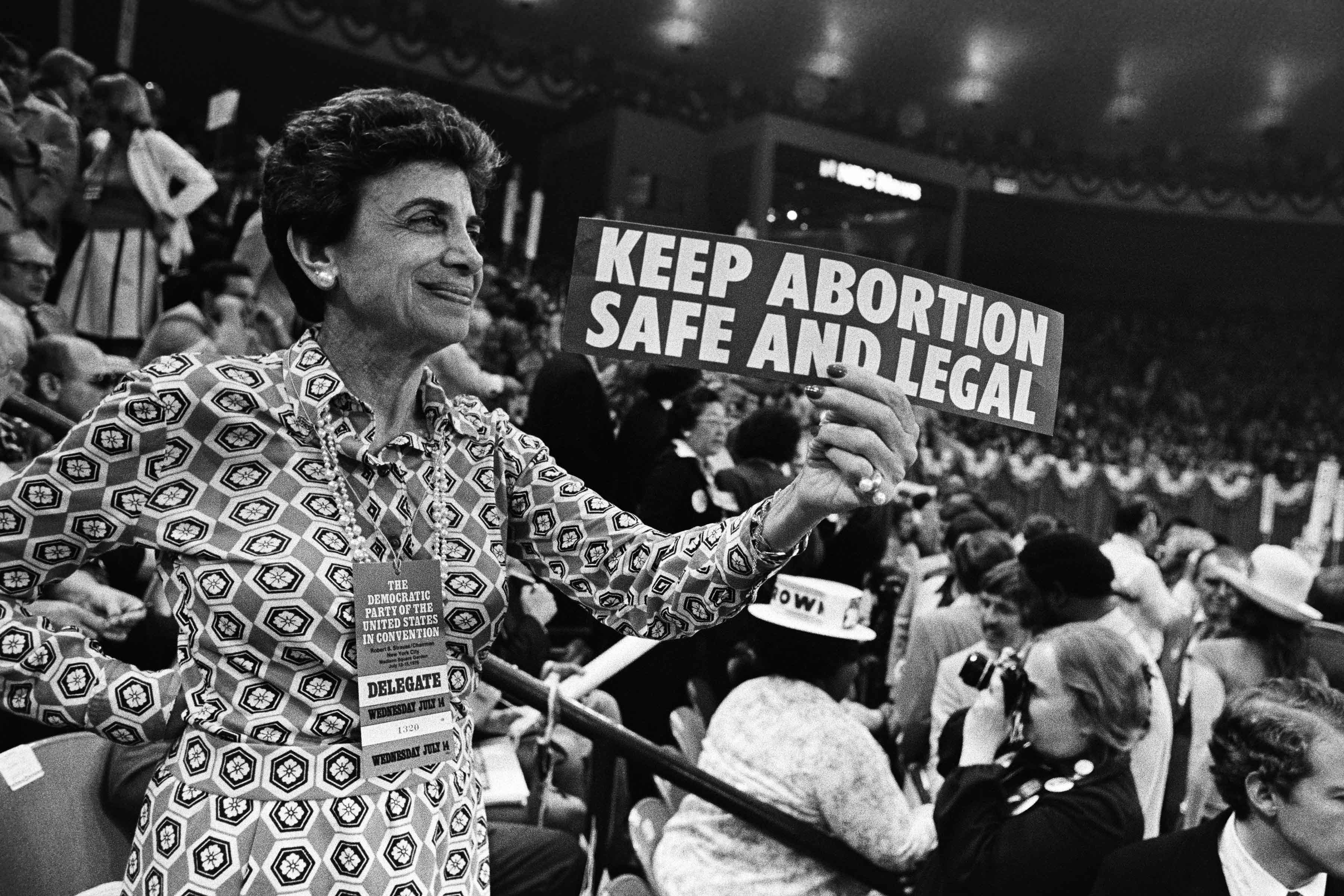 Majority of Republicans Back Roe v. Wade, Poll Finds