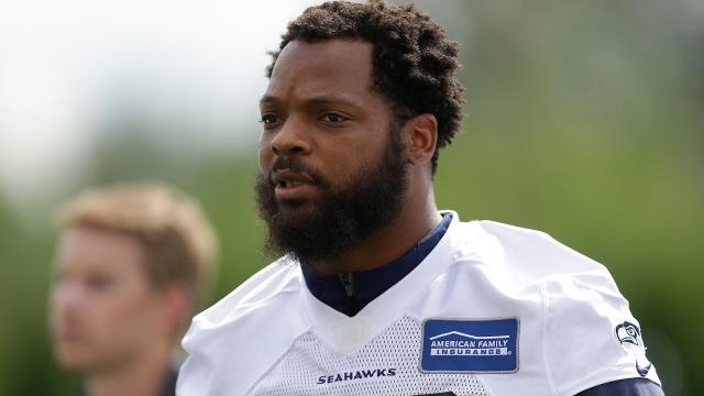 How Seahawks teammates responded to Michael Bennett's Vegas incident