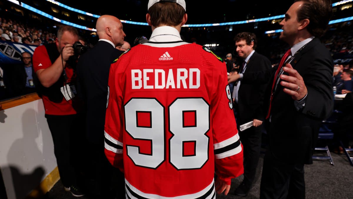 Blackhawks' Connor Bedard poised for massive rookie season amid