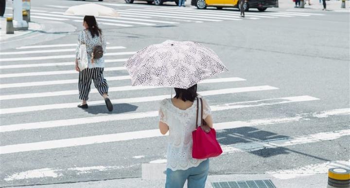 專家：冷心低壓接近 防劇烈天氣