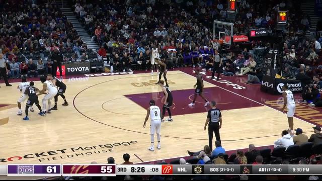 Darius Garland with an and one vs the Sacramento Kings