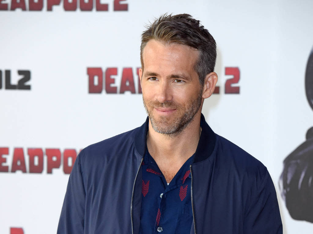 ryan reynolds giorgio armani