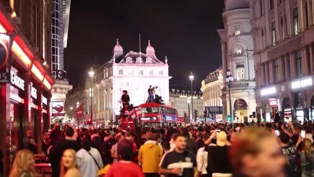 England fans celebrates after Euro semi-final win