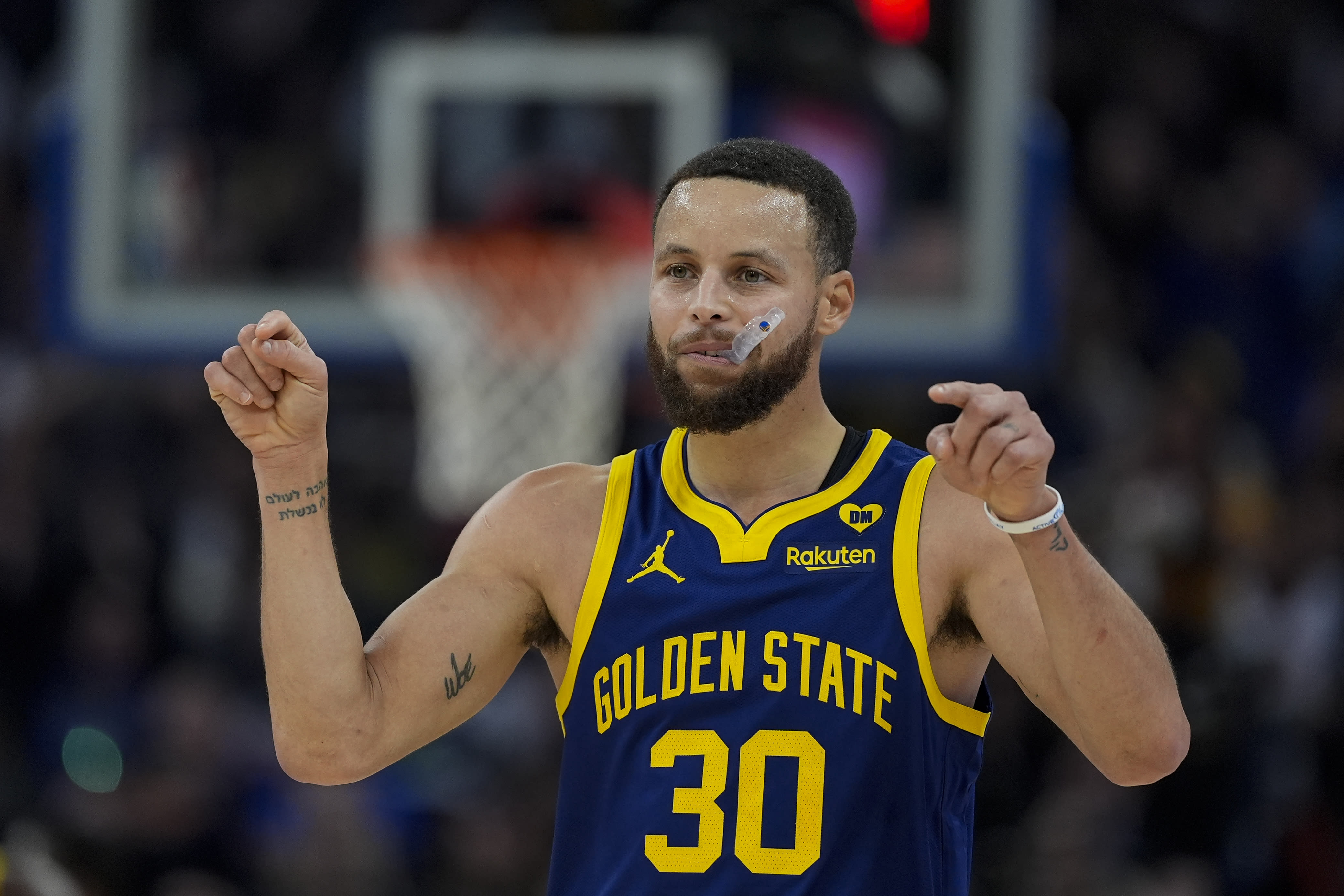 Stephen Curry and Sabrina Ionescu to face off in battle of 3-point contest champions