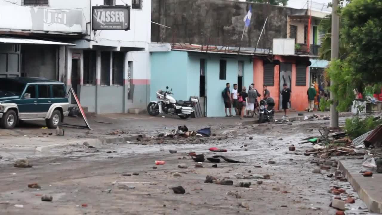 Tropical Storm Amanda causes widespread destruction in El Salvador