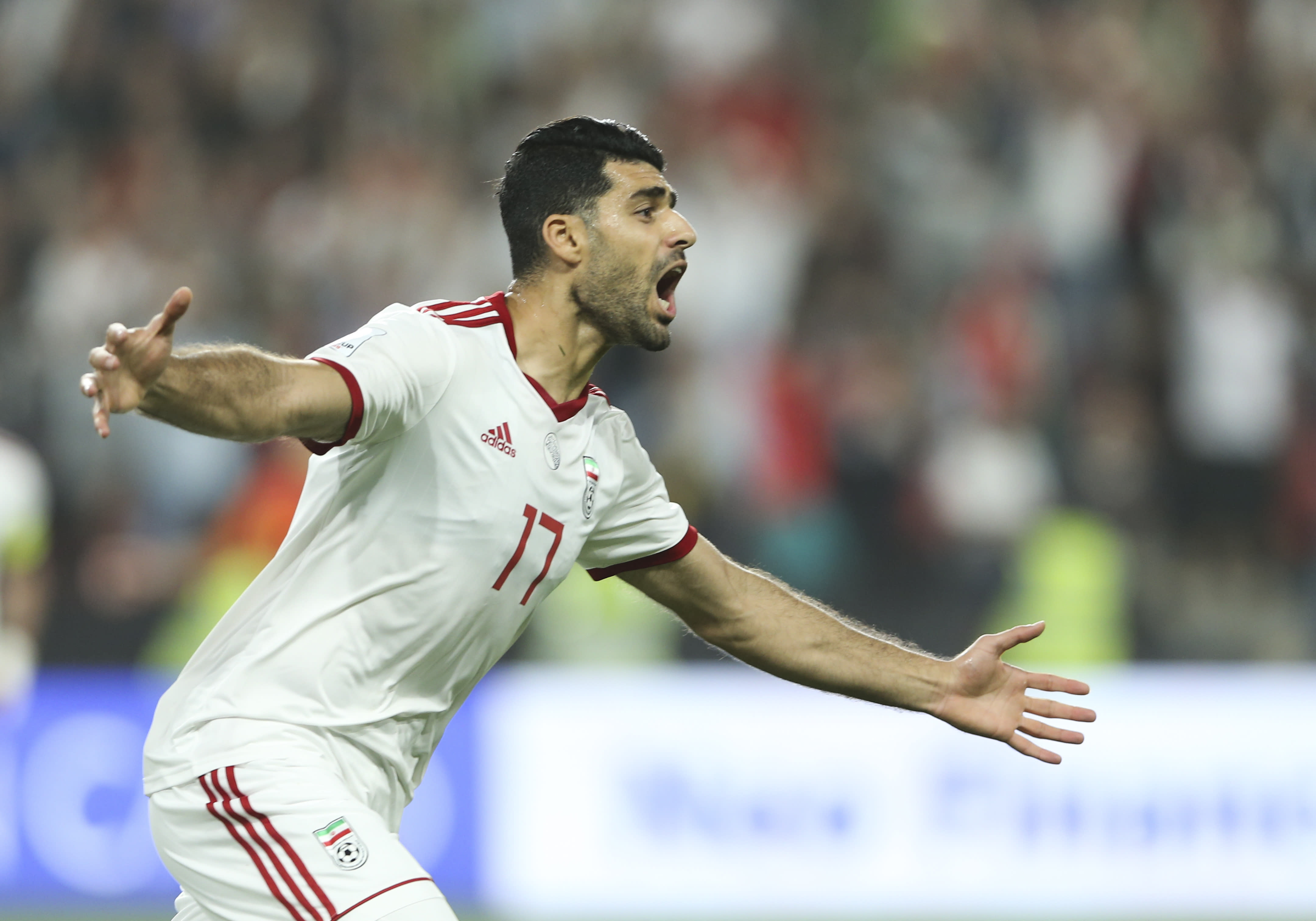 Japan, Iran advance to semifinals of Asian Cup