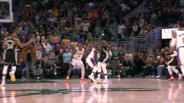 Giannis Antetokounmpo with a dunk vs the Los Angeles Lakers