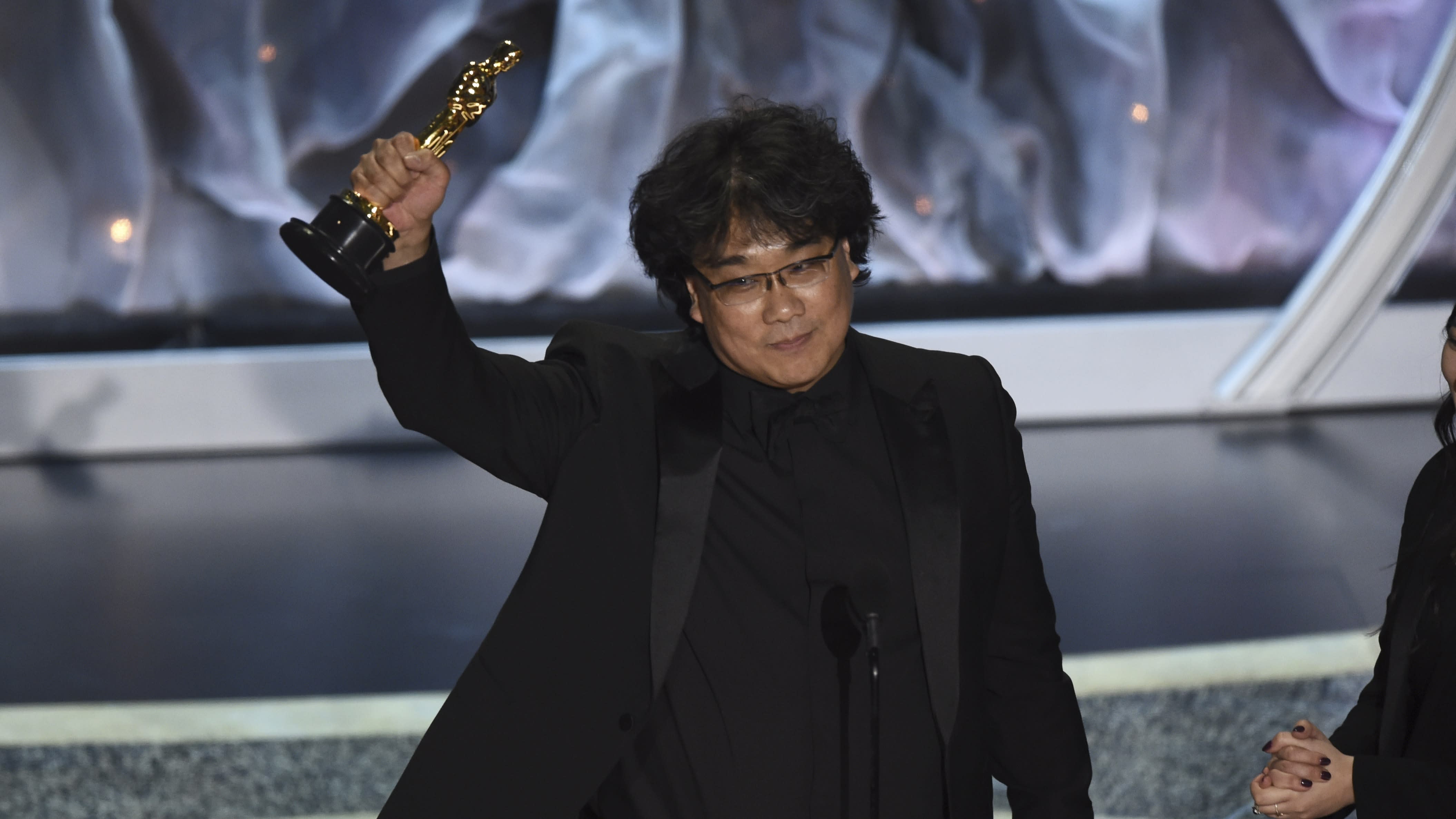 South Korean film Parasite makes history at Oscars in ...