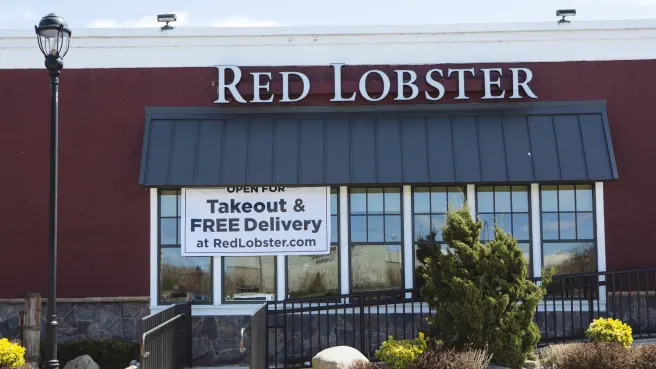 Red Lobster considers bankruptcy to deal with leases, labor costs