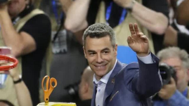 Virginia head coach Tony Bennett declines raise in order to help program