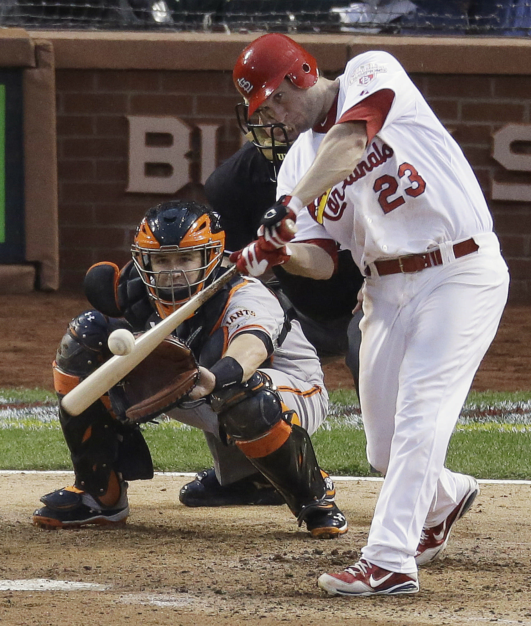 NLCS Game 3 delayed by rain in 7th, Cards lead 3-1