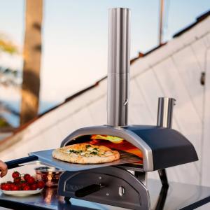 Ooni Fyra 12 Wood Pellet Pizza Oven