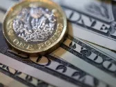 Pound, gold and oil prices in focus: commodity and currency check