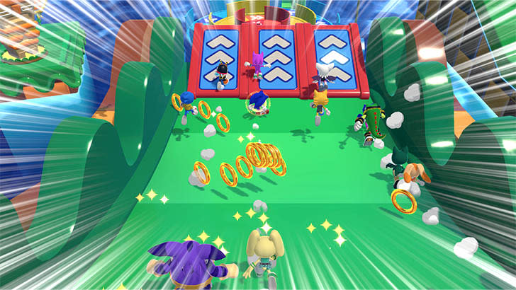 Characters run through a Sonic Rumble course. 