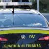 Palermo, sigarette nascoste nei pannolini per bimbi: un arresto