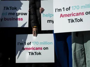 (Bloomberg) -- China-based ByteDance Ltd. asked an appeals court to speed up its lawsuit challenging a US law that would force it to sell the TikTok video-sharing app or face a ban.Most Read from BloombergChina Attempts to End Property Crisis With Broad Rescue PackageA 25-Year-Old BofA Trader Dies Suddenly at Industry OutingWith a BlackRock CEO, $9 Trillion Vanguard Braces for TurbulenceVoters Prefer Trump Over Biden on Economy. This Data Shows WhyZyn Shortage? Nicotine Pouches Out of Stock in S