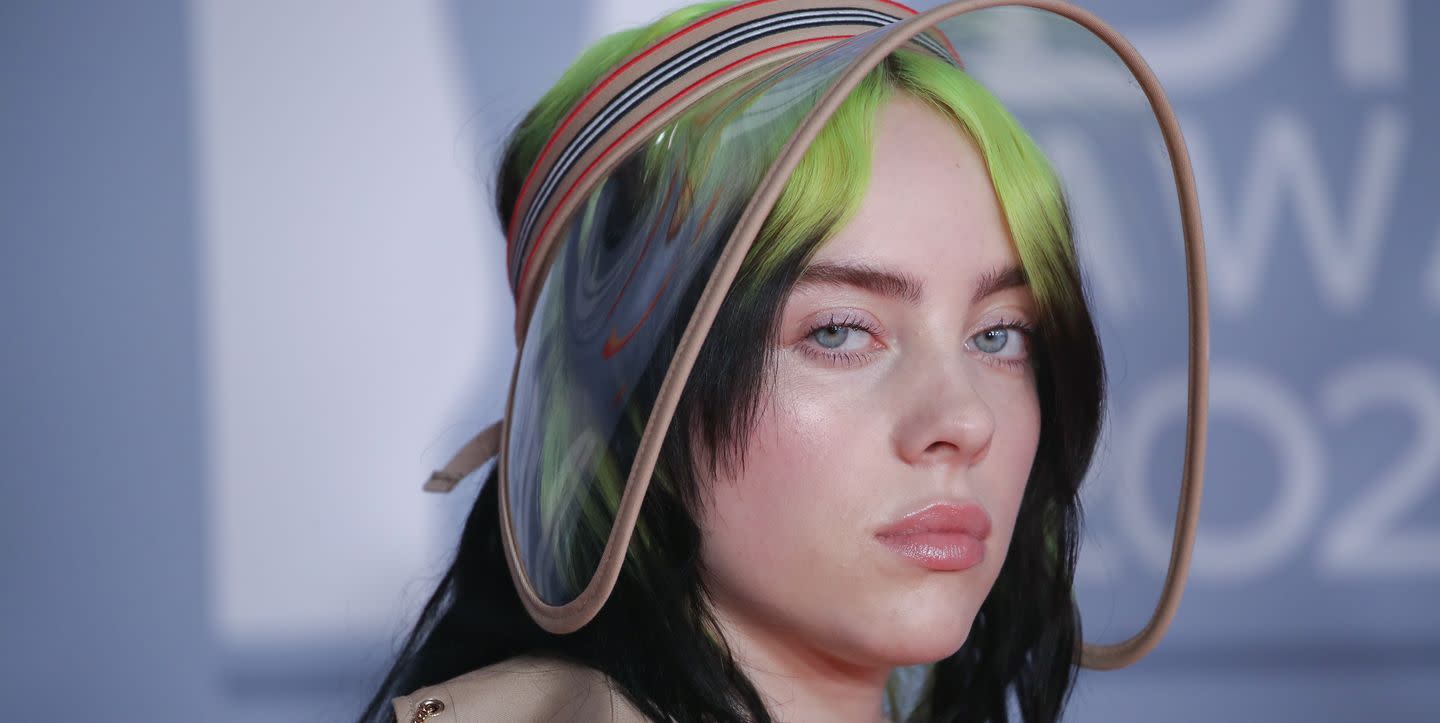 Fans Clap Back After Billie Eilish Is Body Shamed For Photo Showing