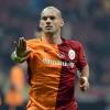 L’UEFA spaventa il Galatasaray: permanenza di Sneijder è a rischio con sanzioni