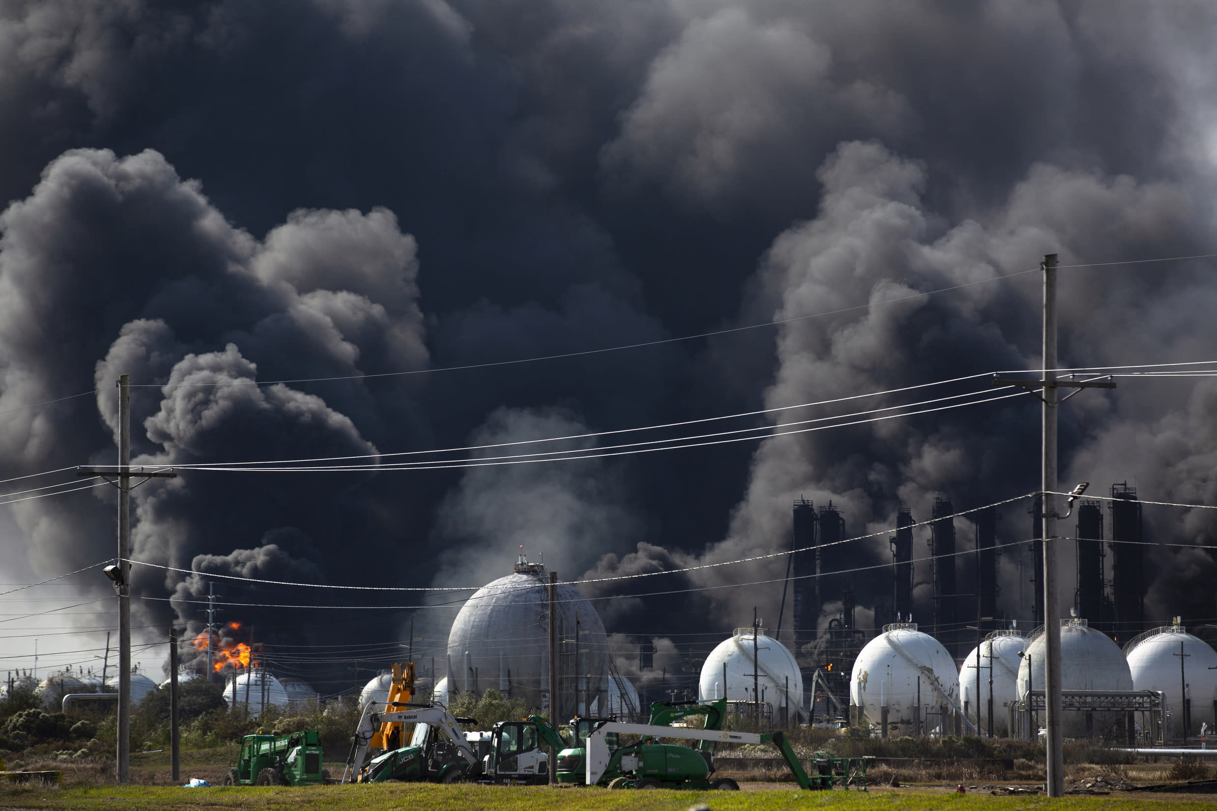 Evacuation order lifted as huge Texas plant fire ‘contained’