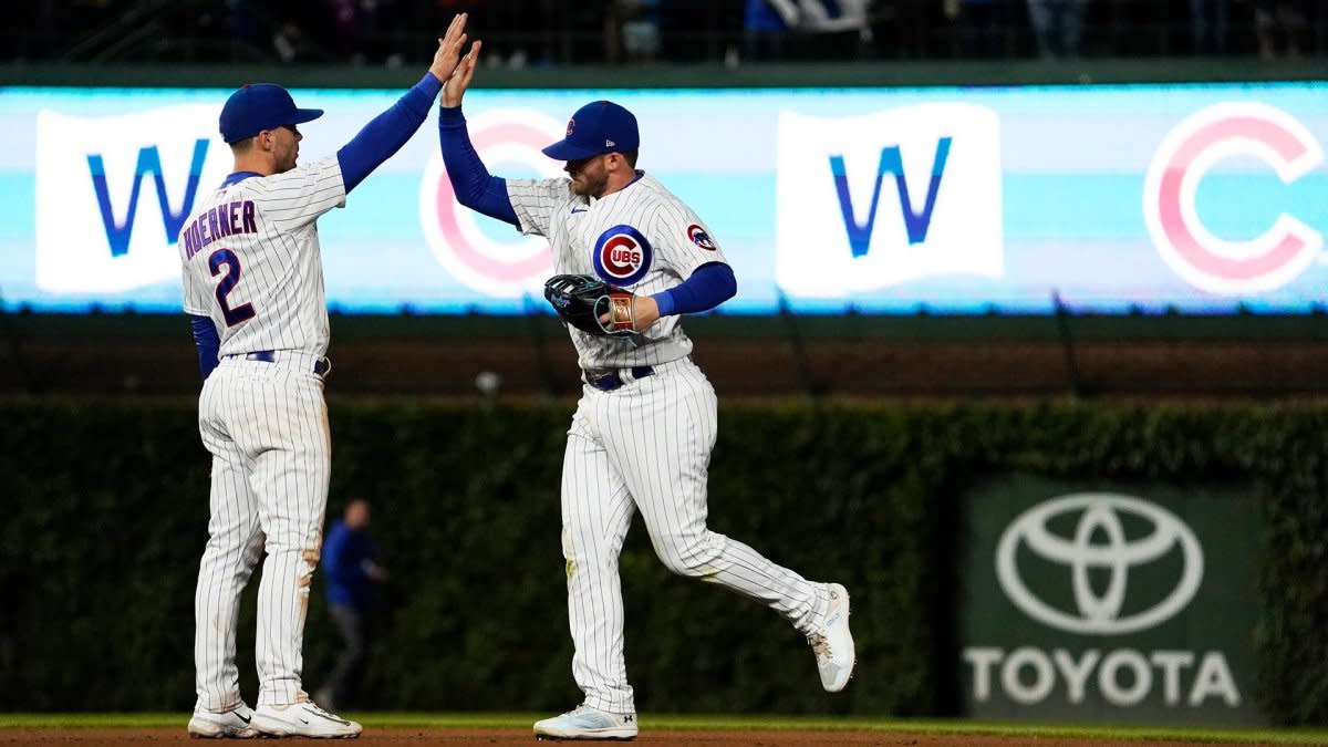 Watch: Cubs Change Sports for Basketball Jersey Road Trip - Cubs