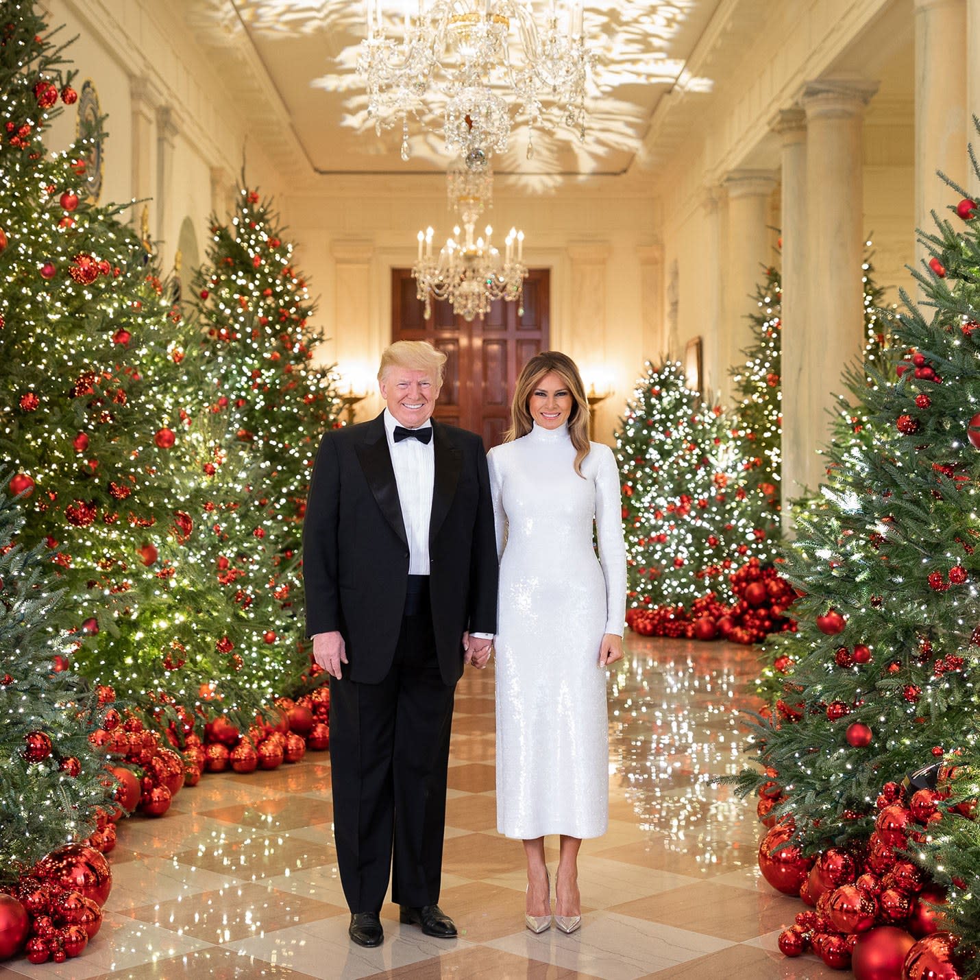 What’s Up With This Year’s Surreal White House Christmas Portrait?