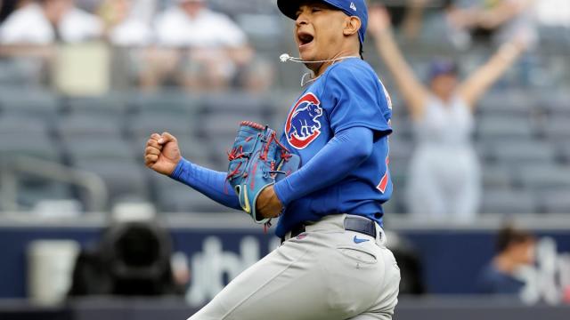 Cubs score 6 runs late to rally for 7-4 win over Yankees