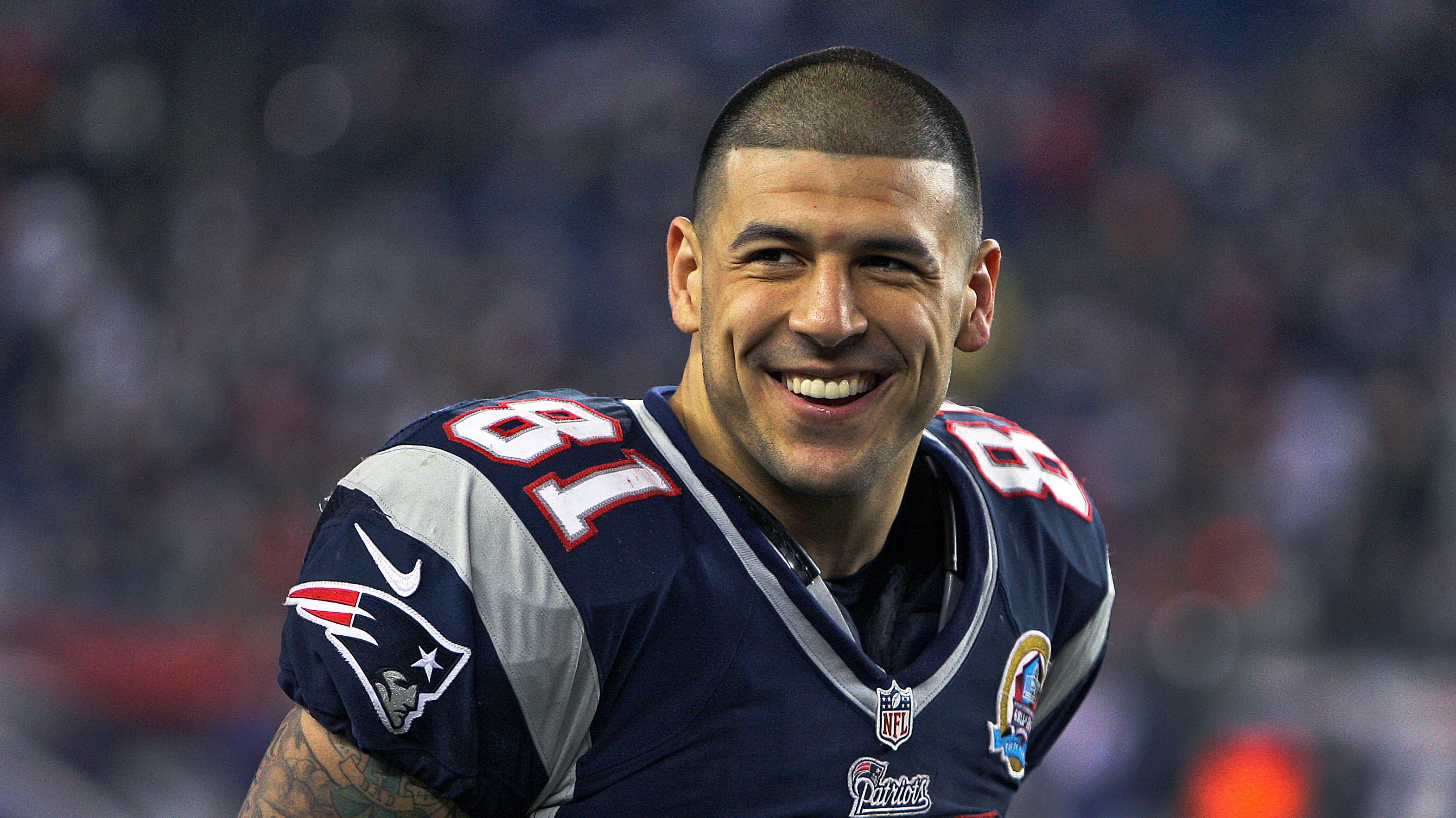 Former Gators tight end Aaron Hernandez admits failing one drug