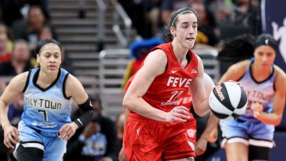 Getty Images - INDIANAPOLIS, INDIANA - JUNE 01: Caitlin Clark #22 of the Indiana Fever dribbles against the Chicago Sky during the first quarter in the game at Gainbridge Fieldhouse on June 01, 2024 in Indianapolis, Indiana. NOTE TO USER: User expressly acknowledges and agrees that, by downloading and or using this photograph, User is consenting to the terms and conditions of the Getty Images License Agreement. (Photo by Andy Lyons/Getty Images)