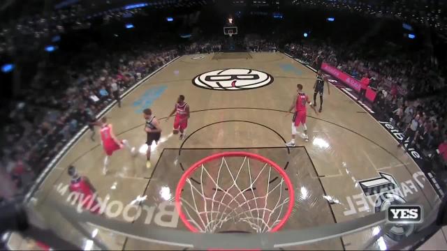 Kevin Durant with a dunk vs the Washington Wizards