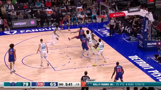 James Wiseman with a dunk vs the Charlotte Hornets