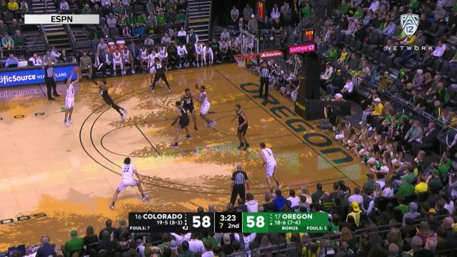 Highlights: No. 17 Oregon men's basketball surges late to top No. 16 Colorado and remain undefeated at home