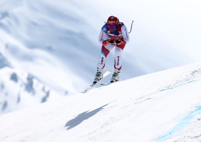 Alpské lyžovanie – počasie udeľuje titul majstrov sveta na svahoch Fuse a Cogia