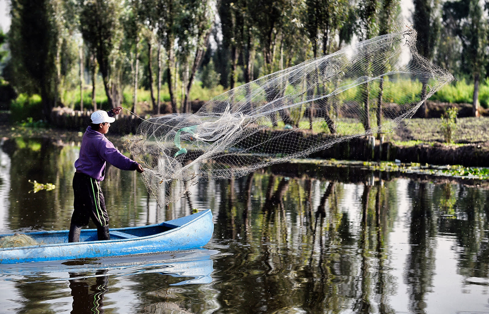 Mexico City Fishermen Fight To Save Aztec Floating Gardens