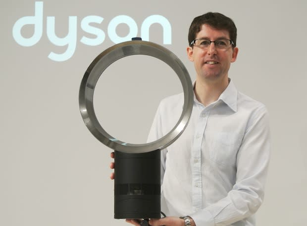 動画 ダイソンの羽根なし扇風機 Dyson Cool 新モデル 最大75 静音化 省電力の仕組みを解説 Engadget 日本版