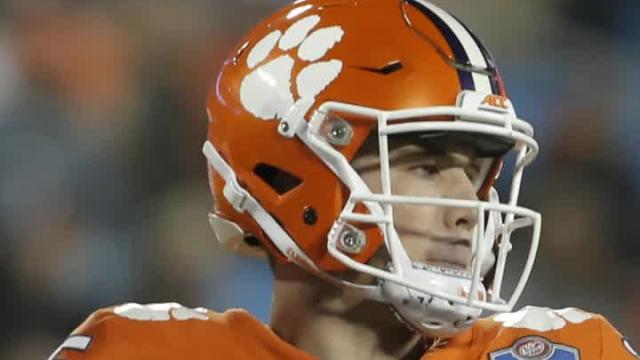 Reports: Sophomore 5-star QB Hunter Johnson is tranferring from Clemson