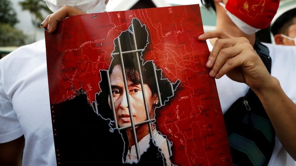 China blocks UN condemnation as protest grows