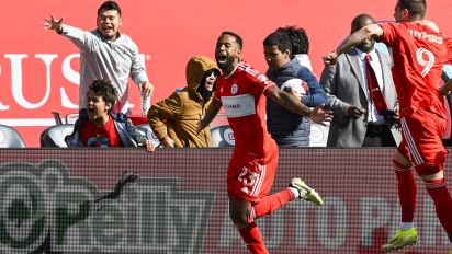 Yahoo Sports - The wind-aided stunner was Acosta's first goal for Chicago